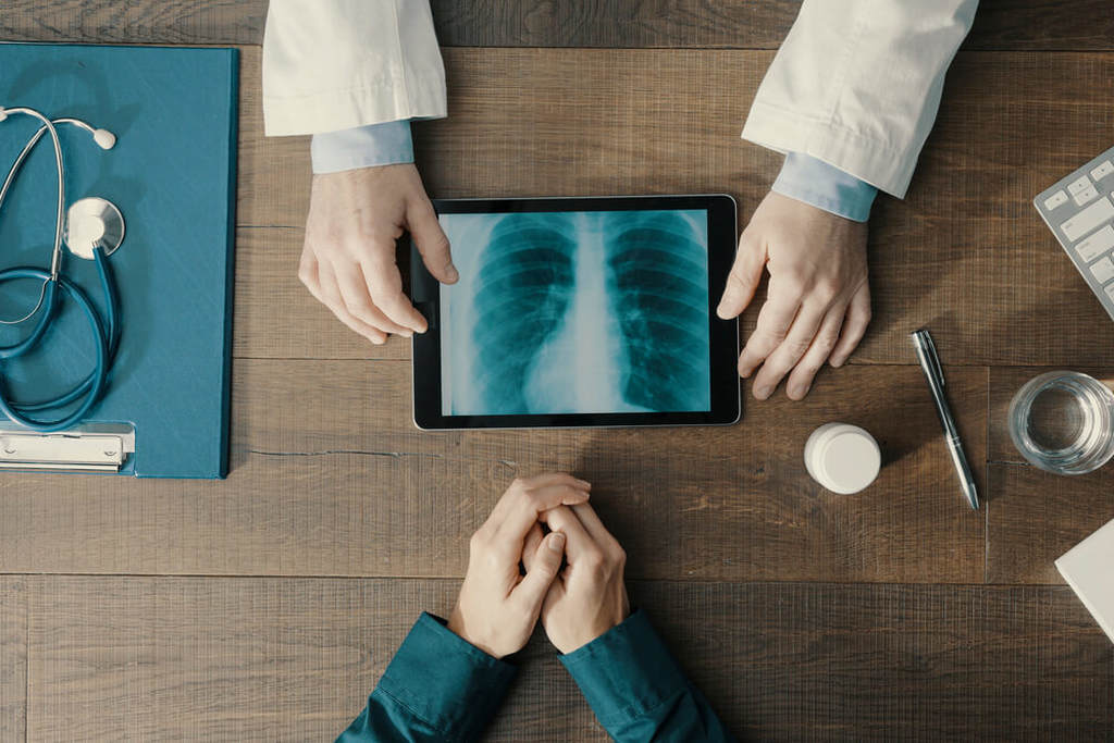 Cirurgia, quimio e radioterapia: conheça os principais tipos de tratamento para o tumor ósseo